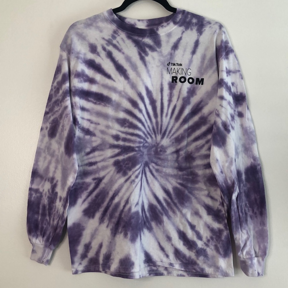 TIKTOK TIEDYE LONG SLEEVE TEE